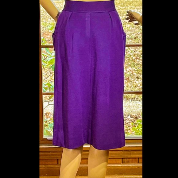 ▪️VTG▪️YVES SAINT LAURENT▪️70's 80's Purple Mod-Style Front Vent Pocket Skirt - Picture 2 of 6
